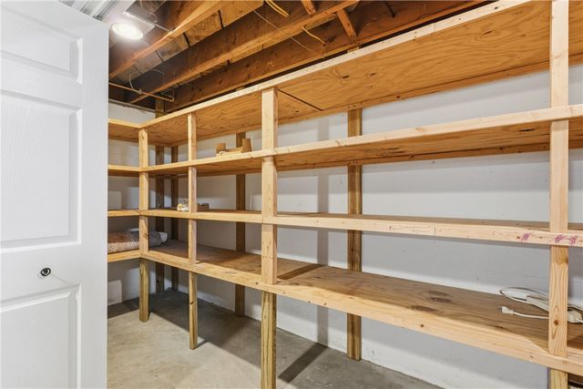 21 Collingwood Avenue, Oakwood, OH 45419