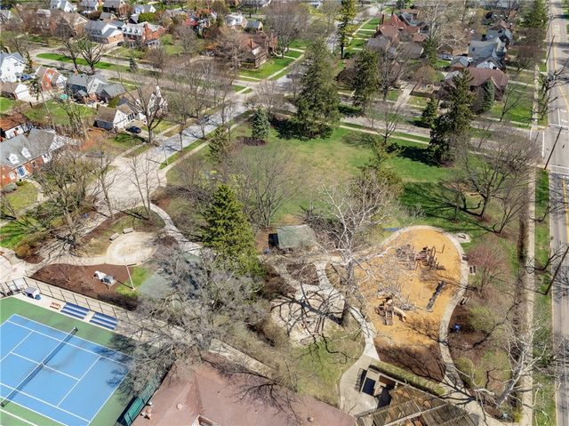 21 Collingwood Avenue, Oakwood, OH 45419