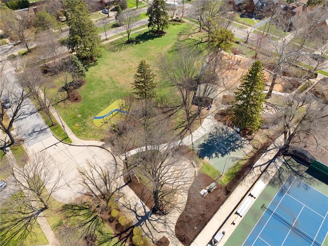 21 Collingwood Avenue, Oakwood, OH 45419