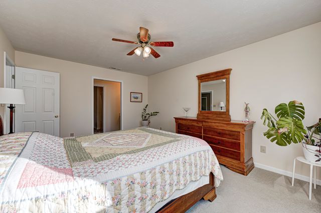 721 Treeview Circle, Avon, IN 46123