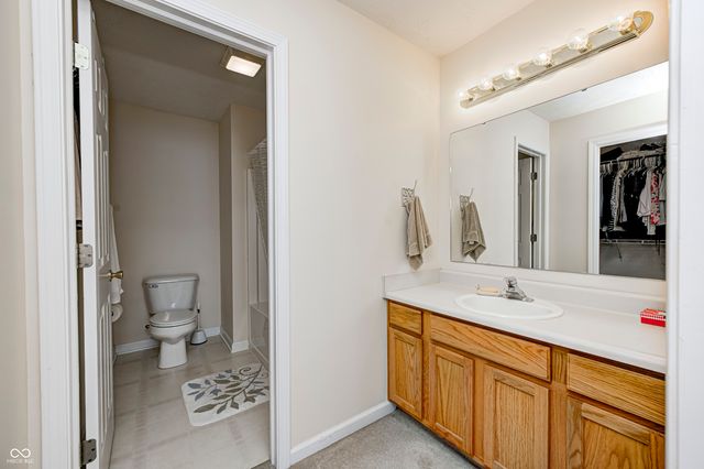 721 Treeview Circle, Avon, IN 46123