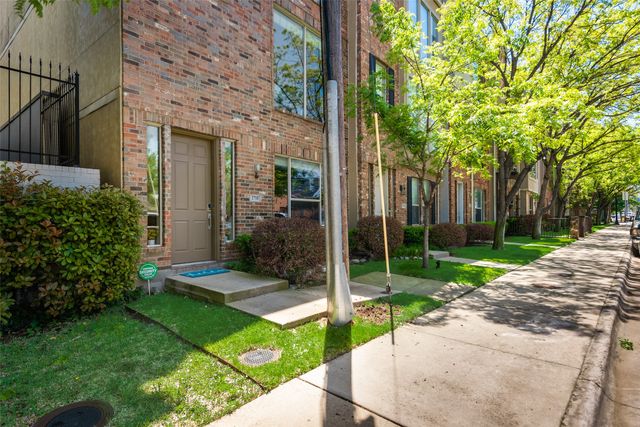 2718 Floyd Street, Dallas, TX 75204