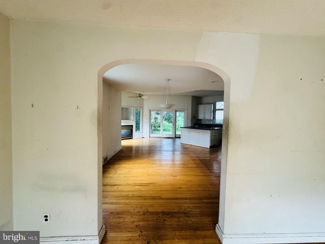 123 W WESTMORELAND RD, Falls Church, VA 22046