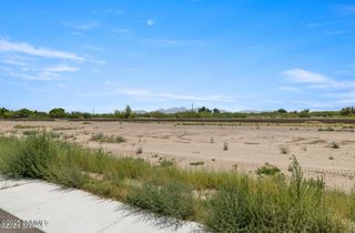 1063 Vineyard Lp, Las Cruces, NM 88005