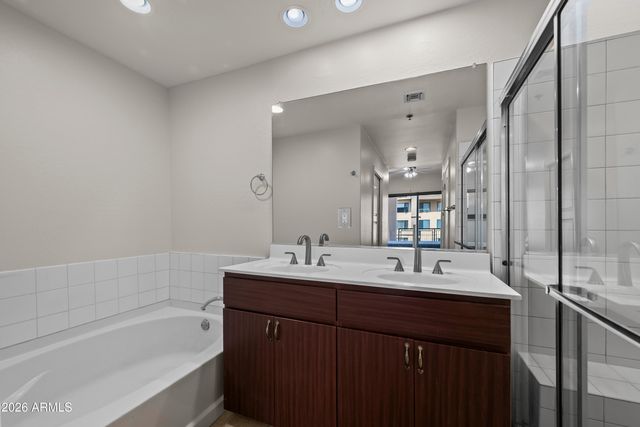 16 W ENCANTO Boulevard 417, Phoenix, AZ 85003