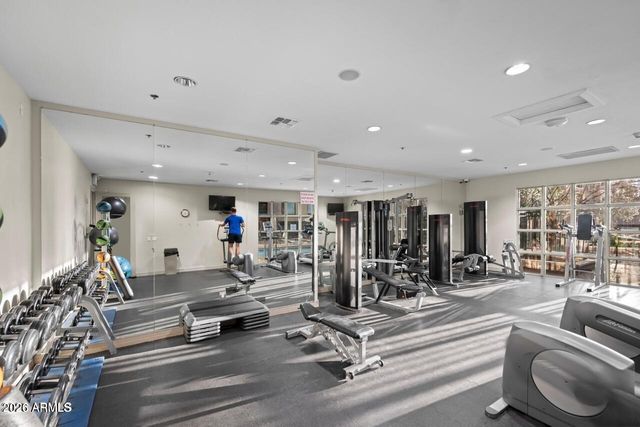 16 W ENCANTO Boulevard 417, Phoenix, AZ 85003