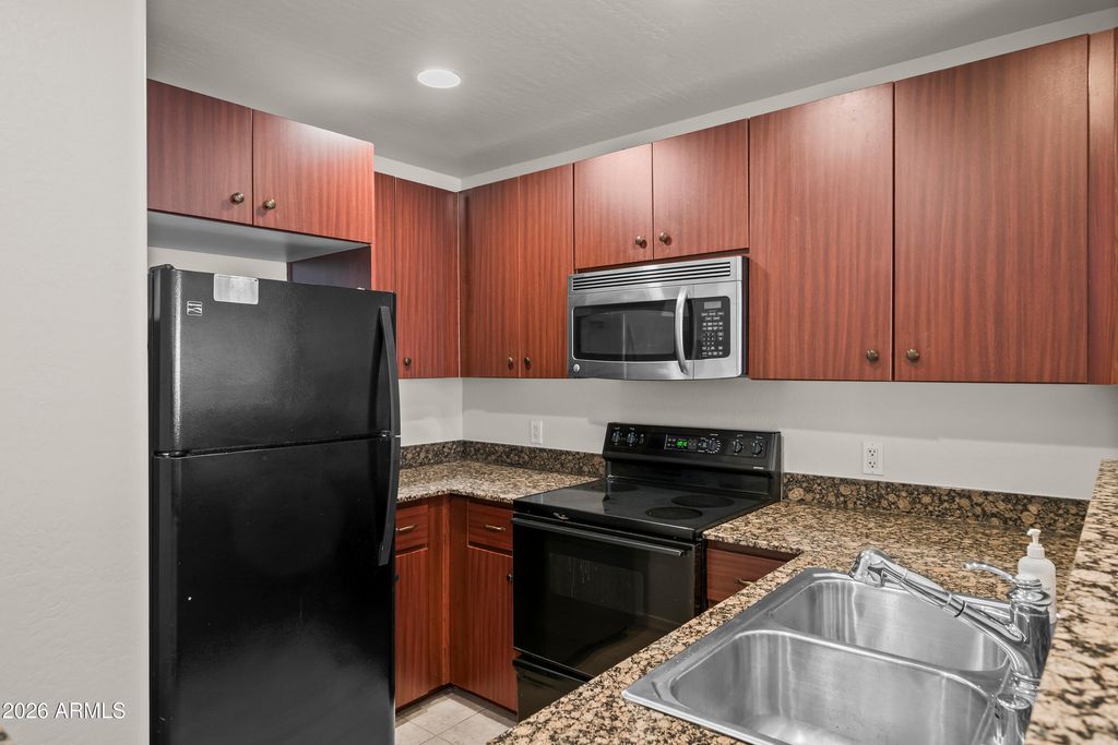 16 W ENCANTO Boulevard 417, Phoenix, AZ 85003 — photo 3