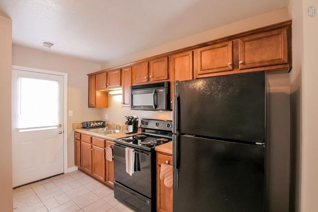 535 Lafayette Rd Apt A2, Clarksville, TN 37042