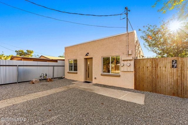 3281 N Flanwill Boulevard, Tucson, AZ 85716