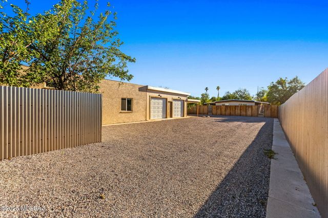 3281 N Flanwill Boulevard, Tucson, AZ 85716