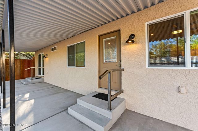 3281 N Flanwill Boulevard, Tucson, AZ 85716