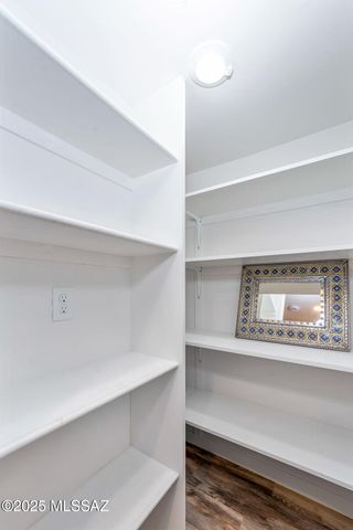 3281 N Flanwill Boulevard, Tucson, AZ 85716