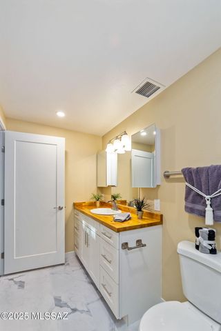 3281 N Flanwill Boulevard, Tucson, AZ 85716