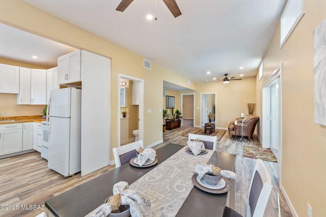 3281 N Flanwill Boulevard, Tucson, AZ 85716