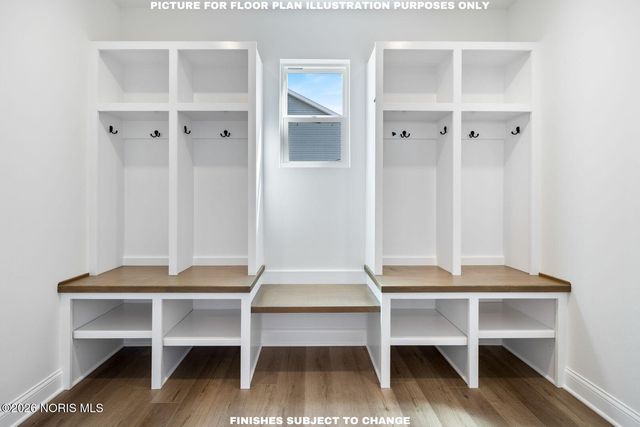 122 Valley Hall Drive, Perrysburg, OH 43551