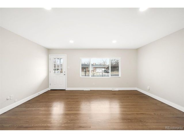 2655 S Norman Ct, Denver, CO 80224