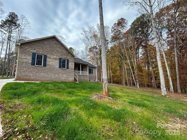 1031 Long Drive, Newton, NC 28658