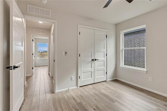 502 Grand Sycamore Drive, Washington, OK 73093