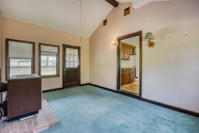 95 Gilcreast Road, Londonderry, NH 03053