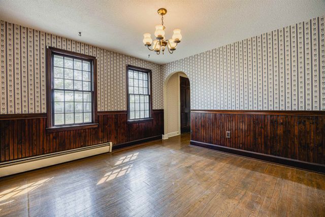 95 Gilcreast Road, Londonderry, NH 03053