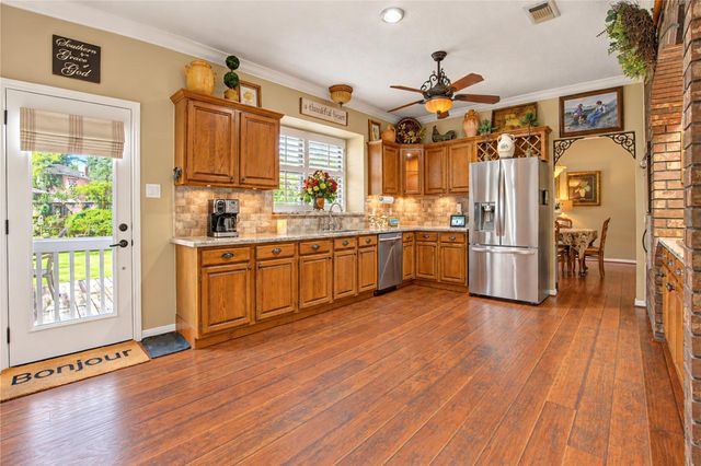 6839 Hertford Park Drive, Houston, TX 77084