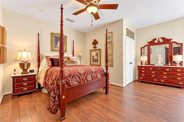 6839 Hertford Park Drive, Houston, TX 77084