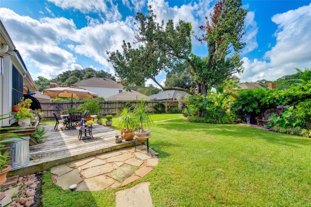 6839 Hertford Park Drive, Houston, TX 77084