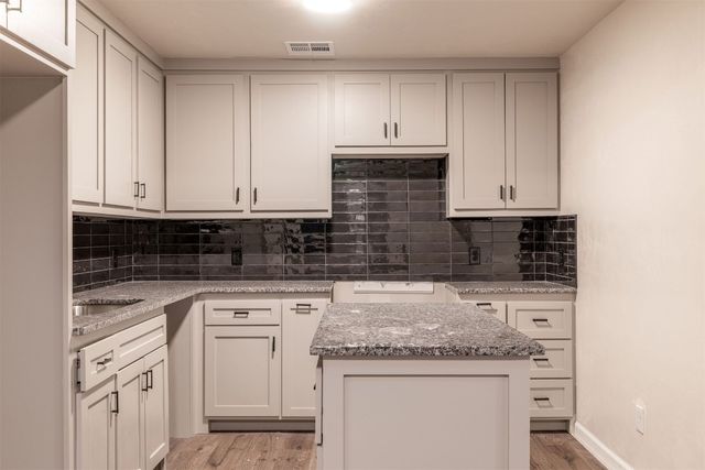 204 W Ercoupe Drive, Oklahoma City, OK 73110