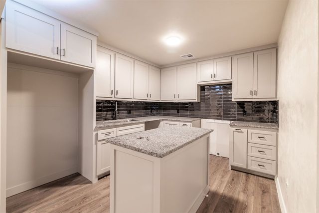 204 W Ercoupe Drive, Oklahoma City, OK 73110
