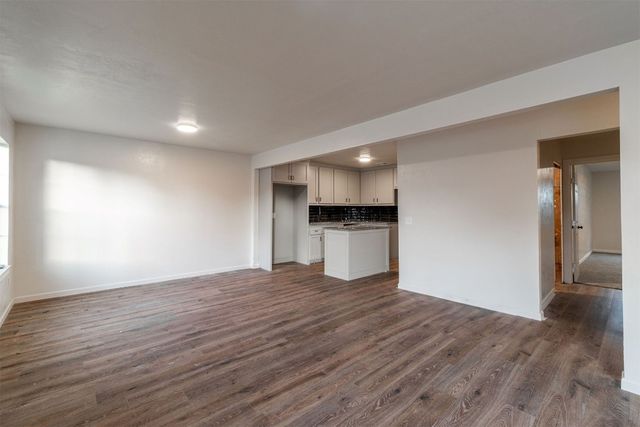 204 W Ercoupe Drive, Oklahoma City, OK 73110