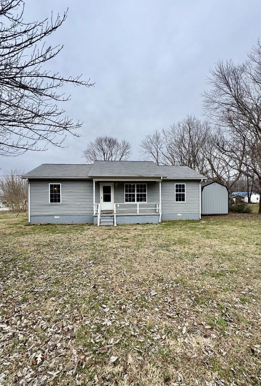 506 3rd St, Lawrenceburg, TN 38464