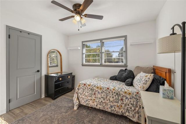 132 Clifford Street, Loganville, GA 30052