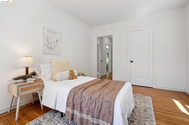 820 Madison St, Albany, CA 94706