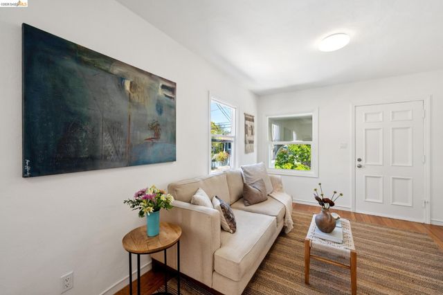 820 Madison St, Albany, CA 94706