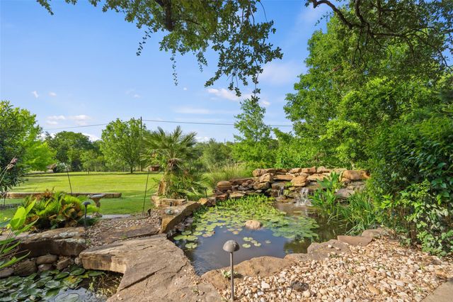 407 Bella Montagna CIR, Lakeway, TX 78734