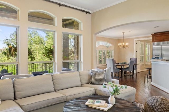 407 Bella Montagna CIR, Lakeway, TX 78734