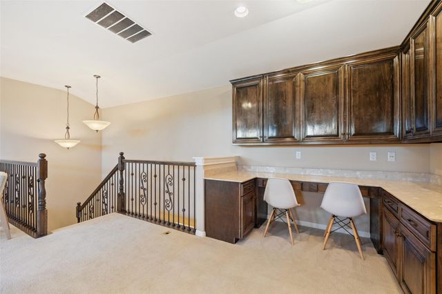 407 Bella Montagna CIR, Lakeway, TX 78734