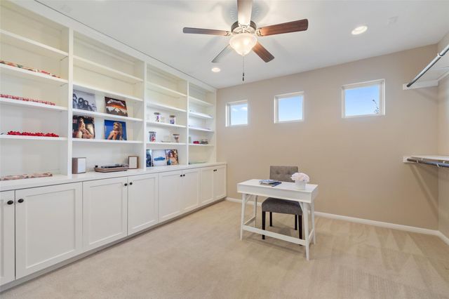 407 Bella Montagna CIR, Lakeway, TX 78734