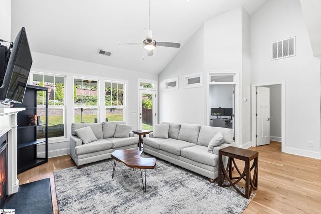 14 Cromarty Lane, Simpsonville, SC 29681