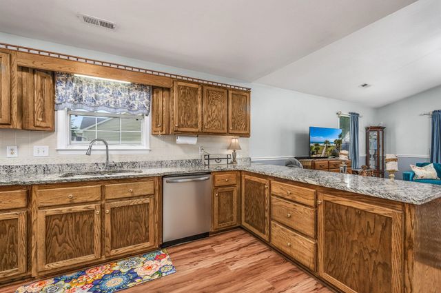 1001 Chateau Dr., Conway, SC 29526