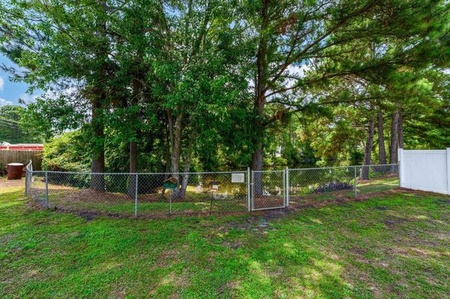 1001 Chateau Dr., Conway, SC 29526