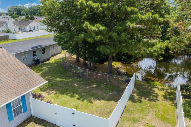 1001 Chateau Dr., Conway, SC 29526