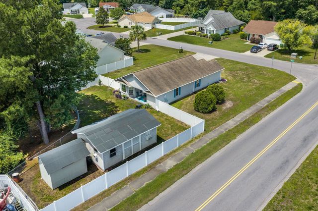 1001 Chateau Dr., Conway, SC 29526