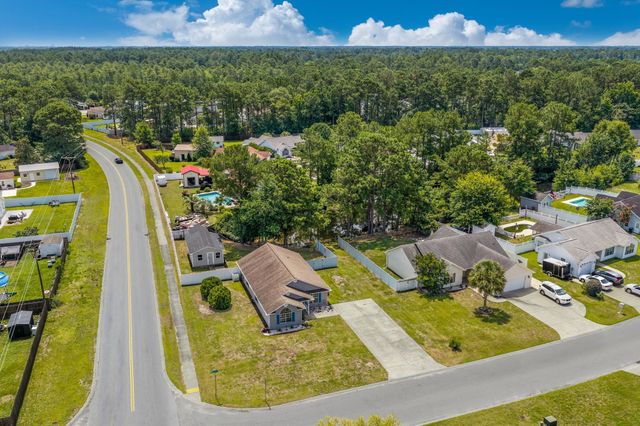 1001 Chateau Dr., Conway, SC 29526