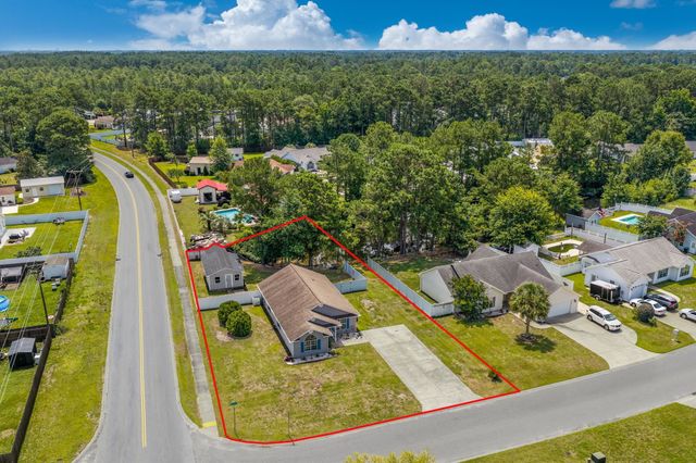 1001 Chateau Dr., Conway, SC 29526