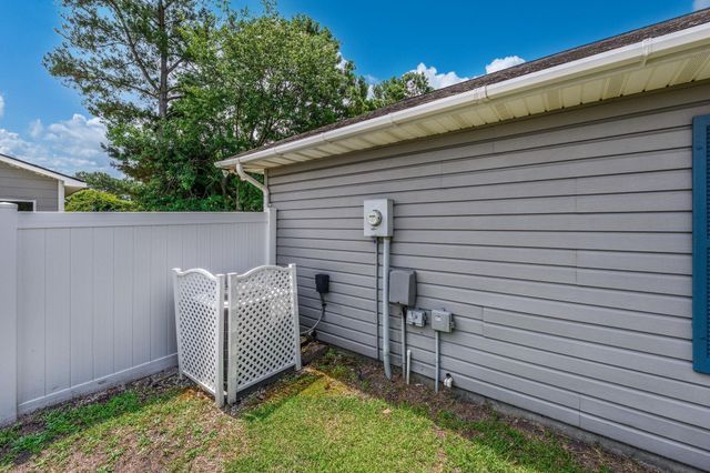 1001 Chateau Dr., Conway, SC 29526