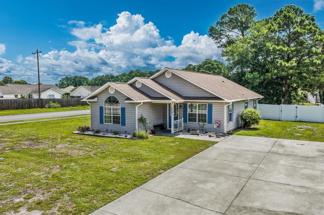 1001 Chateau Dr., Conway, SC 29526