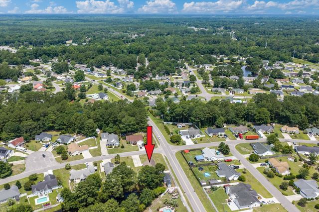 1001 Chateau Dr., Conway, SC 29526