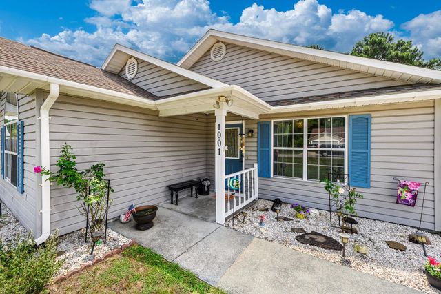 1001 Chateau Dr., Conway, SC 29526