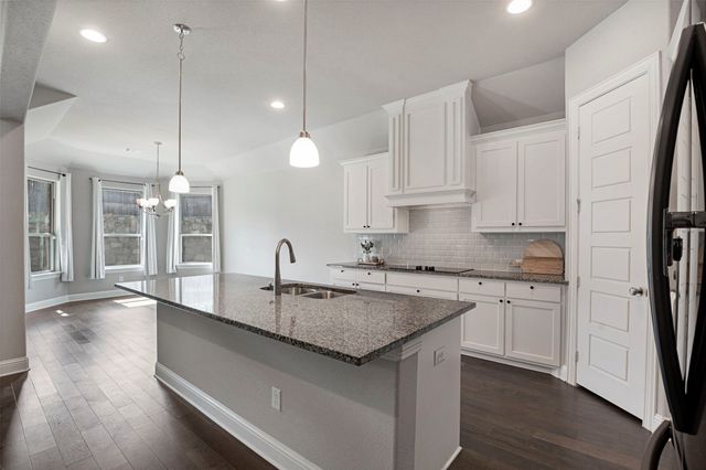 1953 Silver Falls Drive, Burleson, TX 76028